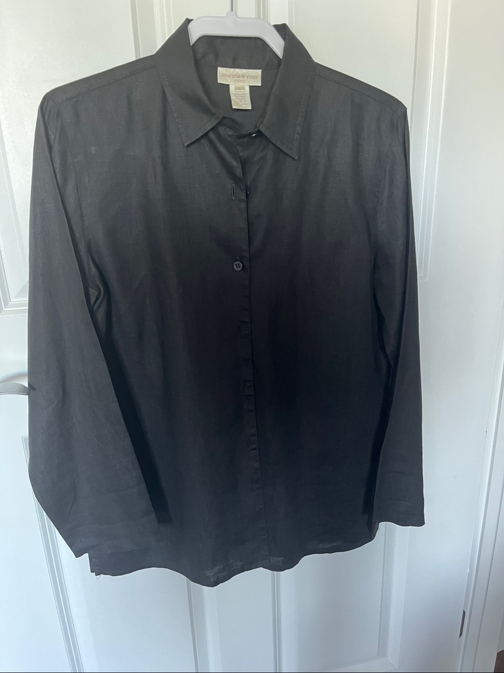 Jones New York Black Long Sleeve Linen buttoned tunic